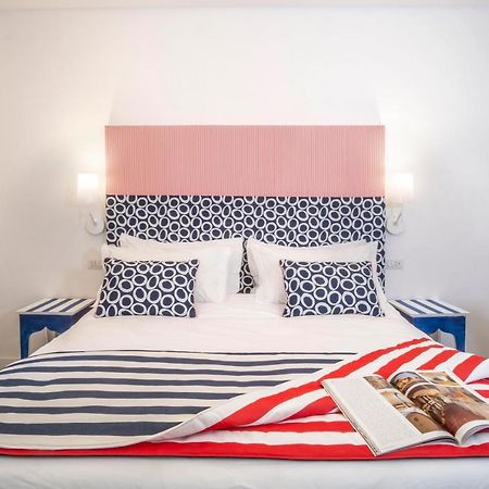Yourhome - Unica Luxury Apartment Кастелламмаре-ди-Стабия Экстерьер фото